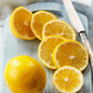 免费观看动漫人物桶动漫人物网站
